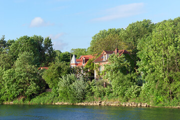 Fanac island and Marne river in Joinville-le-Pont city