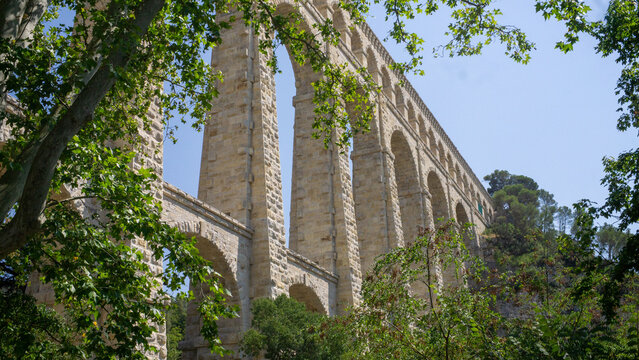 aqueduct 