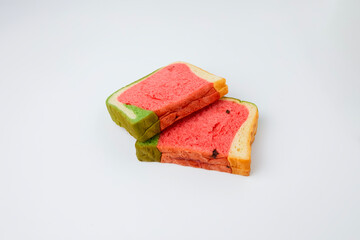 Watermelon-flavored sliced ​​bread