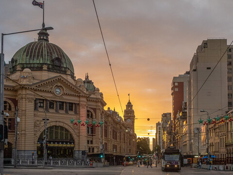 Swanston Street and Finders Street Station  in Melbourne at dusk 