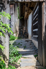 Freiland Museum mit historischen Gebäuden und historischer Einrichtung