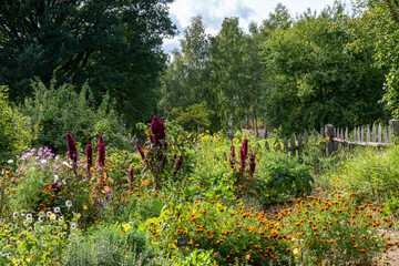 Freiland Museum mit historischen Gebäuden und historischer Einrichtung