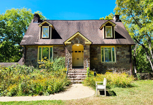 Walney Visitor Center at Ellanor C. Lawrence Park,  Chantilly, Fairfax County, Virginia, USA