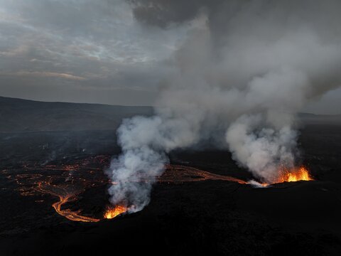 Lava, volcanic eruption, volcano, ash cloud, aerial view, Sundhn&uacute;kur crater chain, July 2025, Reykjanes Peninsula, Iceland