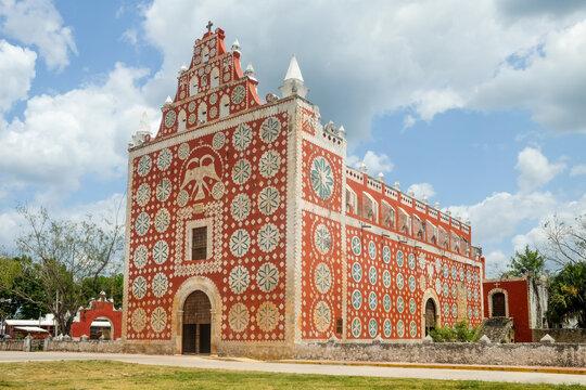 Side View of Iglesia de Santo Domingo