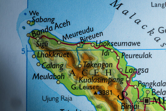 Map section highlighting Banda Aceh and surroundings.