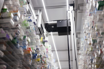 Automated pharmacy storage and retrieval system