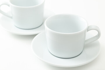 空のコーヒーカップ　白バック