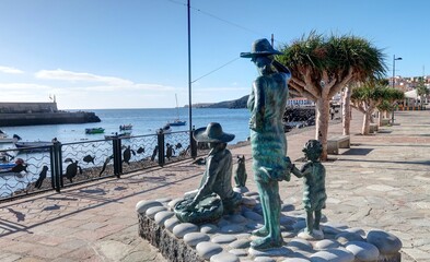 survol de la ville de Candelaria sur l'île de Tenerife, canaries