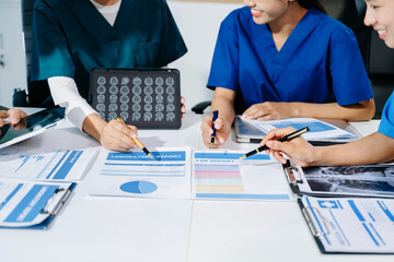 Meeting team of doctor and medical staff Consultation about the treatment of heart disease, pneumonia, gastrointestinal and stomach diseases. and osteoporosis at hospital