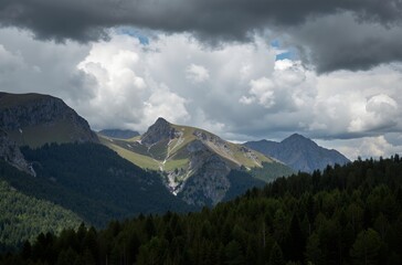 Fototapeta premium time lapse clouds over the mountains