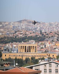 ANITKABİR ÜSTÜNDE SOLOTÜRK GÖSTERİSİ