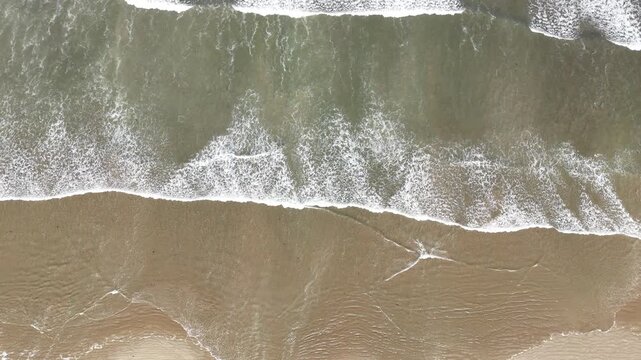 Long Waves Rolling on Beach, South Australia &ndash; Stunning 4K Drone Aerial View of Ocean Surf, Sandy Shore, and Coastal Landscapes Along Australia&rsquo;s Southern Coastline