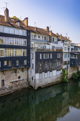 En visite à Oloron-Sainte-Marie en France