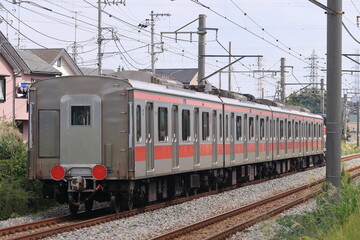 Obraz premium 甲種輸送(新車回送)で横浜線を走行する東急5050系5154編成_甲種輸送_2010/10/7撮影
