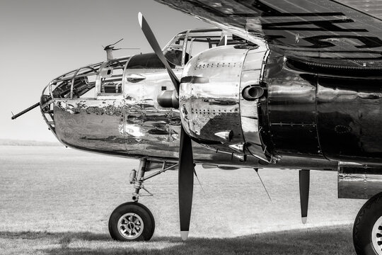 sideview of a historical bomber plane