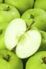 Fresh Green Shaanxi Apples - Sweet Crisp Tree-Ripened Fruit with Water Droplets