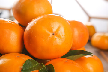 Fresh Ripe Persimmons with Heart Shape from Shaanxi - Sweet Orange Autumn Fruit