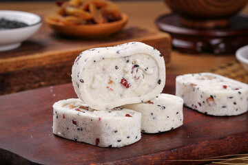 Cantonese Pat Chun Cake Traditional Chinese Confectionery with Mixed Ingredients for Spleen Strengthening