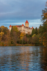 Obraz premium The view of Konopiste castle in autumn landscape, Central Bohemia, Czech Republic 