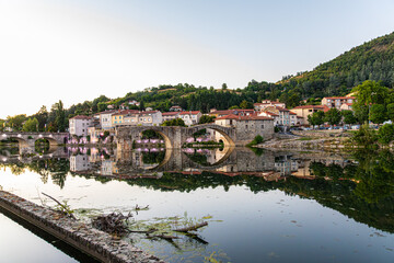 Vieux pont de Brives-Charensac, Haute-Loire, Auvergne-Rh&ocirc;ne-Alpes, France