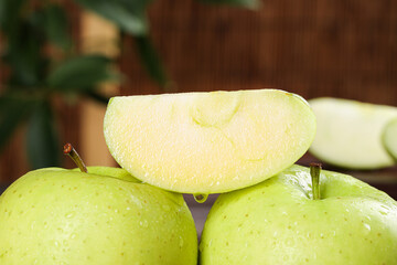 Fresh Green Apples with Slice - Healthy Organic Fruit from Dalian