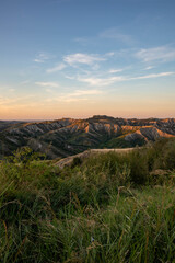 Tramonto sui calanchi del territorio di Brisighella, provincia di Ravenna, Emilia Romagna
