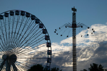 Motiv von der Festveranstaltung "P&uuml;tzchens Markt" in Bonn am Abend