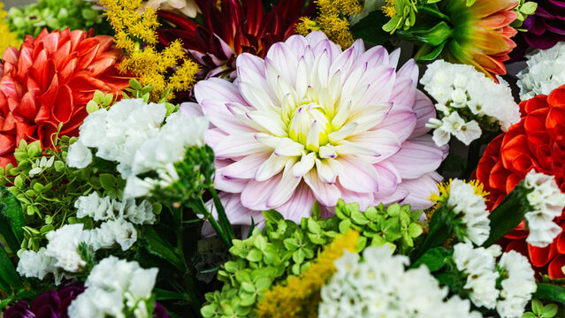 Colorful autumn flower arrangement perfect for fall weddings and thanksgiving celebrations