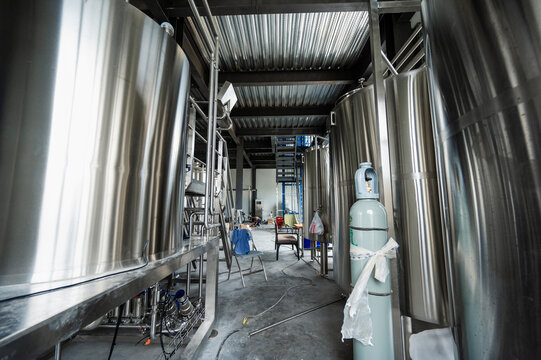 Beer brewing equipment