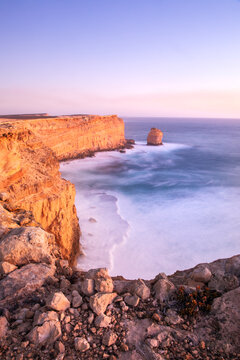 Coastline at Cummings Lookout. Great Australian Bight. Australia.