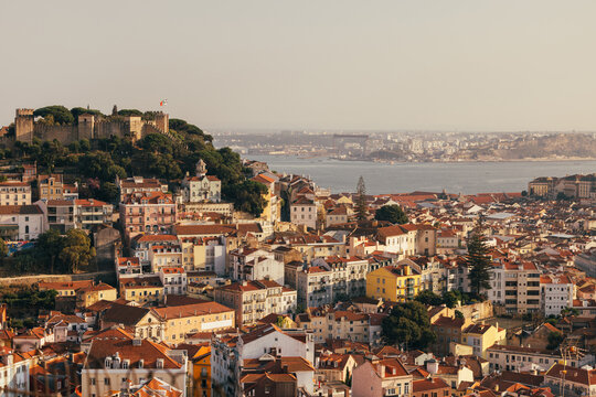 Lisbon's Alfama District and Sao Jorge Castle