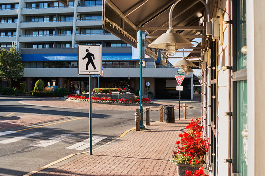 Pedestrian Zone with Roundabout and Flowers in Downtown Sidney

