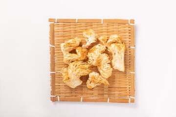 ［山形県産］乾燥　やまぶしたけ