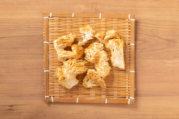 ［山形県産］乾燥　やまぶしたけ