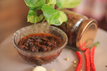 A traditional Indonesian fried chili sauce, spicy and mouth-watering. Rich in onions and chilies. Stores well in a jar.