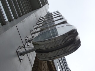 あるビルの看板