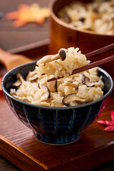 きのこご飯｜しめじ・椎茸・舞茸・えのきの炊き込みご飯