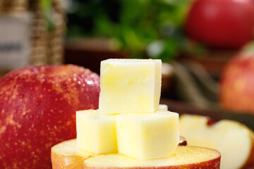 Fresh Red Fuji Apples with Honey Cubes from Yanyuan Zhaotong China Fruit Picking Harvest