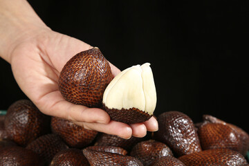 Fresh Snakeberry Yunnan Fruits - Exotic Imported Tropical Fruit with Scaly Brown Skin and White...