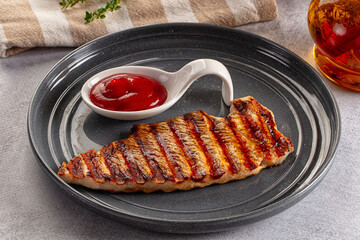 Grilled turkey breast fillet strak