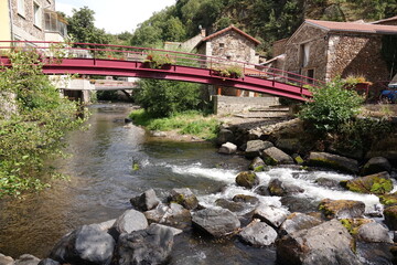 Fototapeta premium Couze Pavin in Saint-Floret