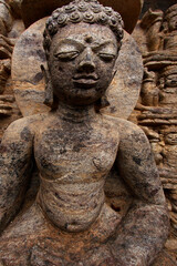 Obraz premium ancient stone buddha statue