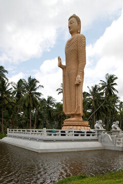 Tsunami Honganji Viharaya Bamiyan Buddha Replica Buddhist temple Peraliya Hikkaduwa Sri Lanka