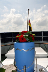 Urnenbestattung au&szlig;erhalb der 3 Meilen Zone #Seebestattung mit der Ausfahrt. 