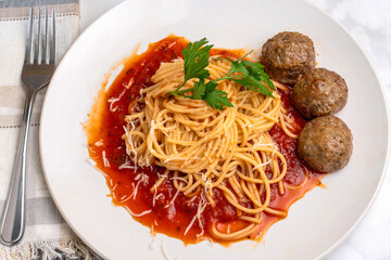 spaghetti with sauce  and meat balls