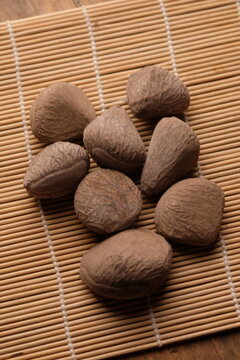 Kepayang, pangi, or kaloa is a tree that grows wild or is planted in gardens, which produces a cooking spice known as keluak. Pangium edule. Kluwak nut. 