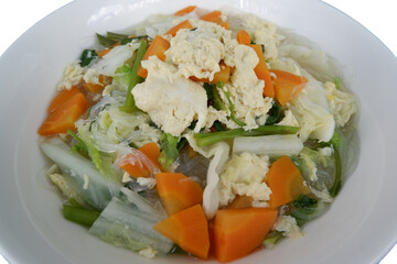 Vegetarian delight shines in this warm sukiyaki comforting bowl of mixed vegetable and egg making me hungry