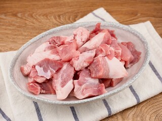 신선한 돼지고기, 음식 재료, 고기 