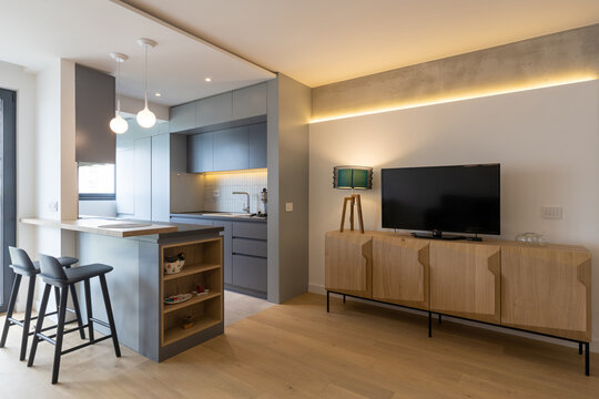 Open-concept kitchen and dining area in modern home